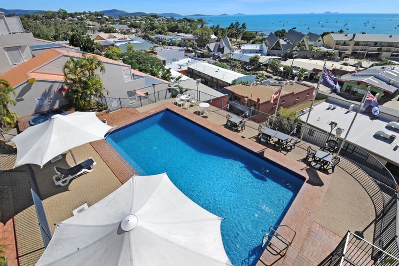 Photo - 2 & 2A/5 Golden Orchid Drive, Airlie Beach QLD 4802 - Image 10