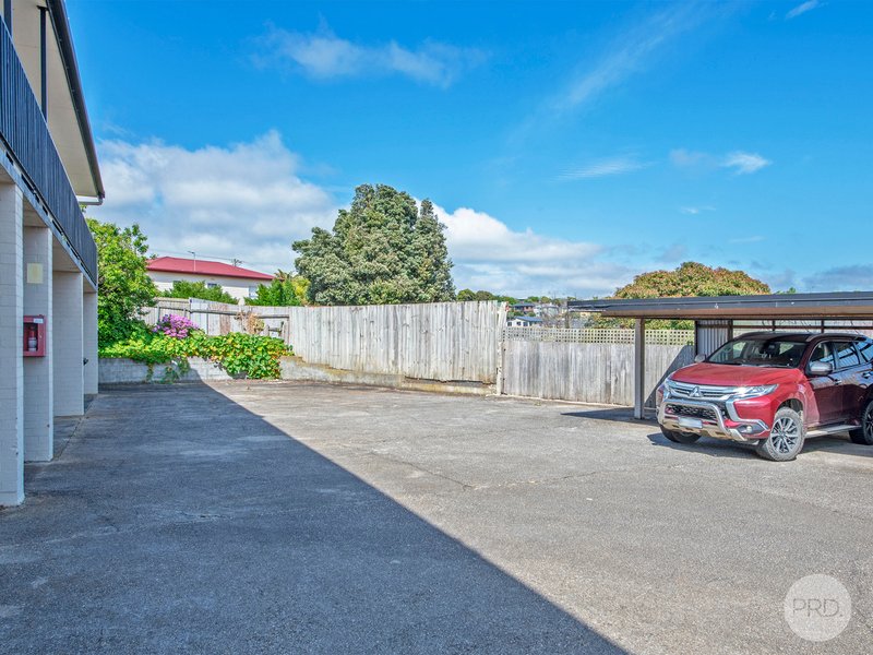 Photo - 2, 3 & 4/17 Verelle Street, Hillcrest TAS 7320 - Image 9