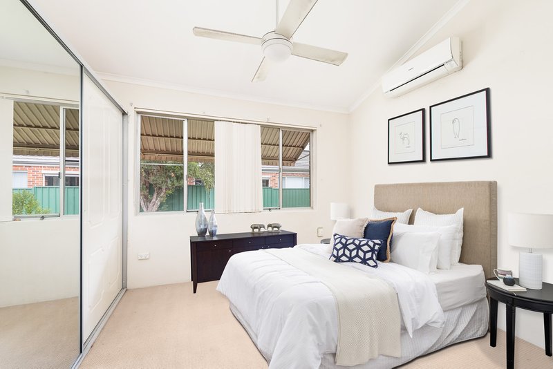 Photo - 2 / 31 Neptune Street, Revesby NSW 2212 - Image 4