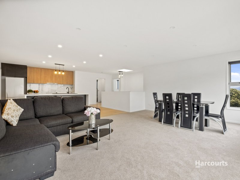 Photo - 2 & 3/8 Cherrington Drive , Tranmere TAS 7018 - Image 3