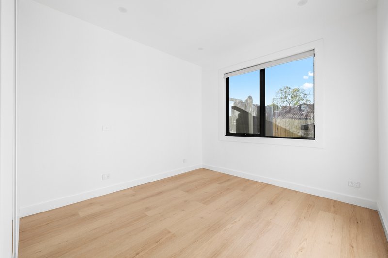 Photo - 2 & 3/85 Mt Dandenong Road, Ringwood East VIC 3135 - Image 11