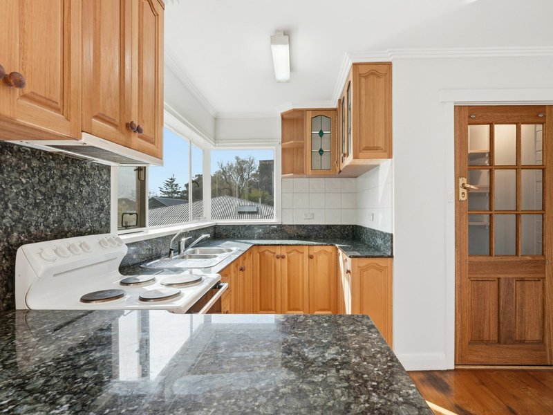 Photo - 2-4 Baintree Avenue, Dynnyrne TAS 7005 - Image 9