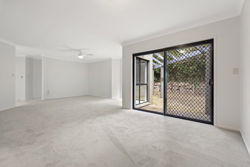 Photo - 2-4 Billiluna Street, Shailer Park QLD 4128 - Image 14