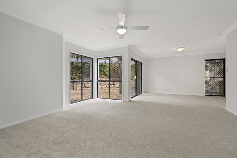 Photo - 2-4 Billiluna Street, Shailer Park QLD 4128 - Image 15