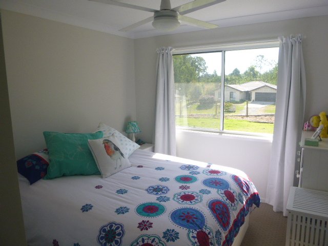 Photo - 2-4 Corona Court, Gleneagle QLD 4285 - Image 7