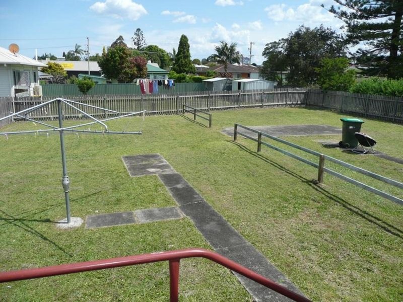 Photo - 2-4 Gill Avenue, Taree NSW 2430 - Image 7