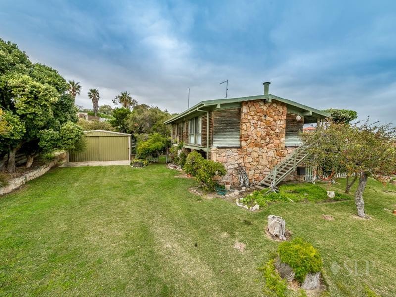 Photo - 2-4 Piper Street, Quinns Rocks WA 6030 - Image 4