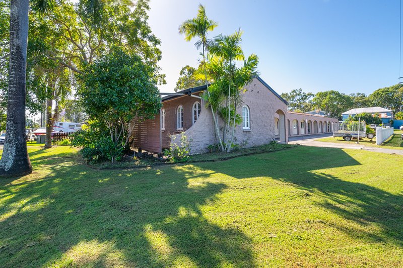 Photo - 2-4 Steen Avenue, Bucasia QLD 4750 - Image 33