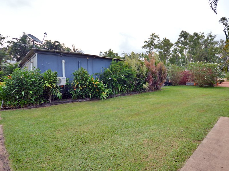 Photo - 2-4 Tonkin Road, Rocky Point QLD 4874 - Image 4