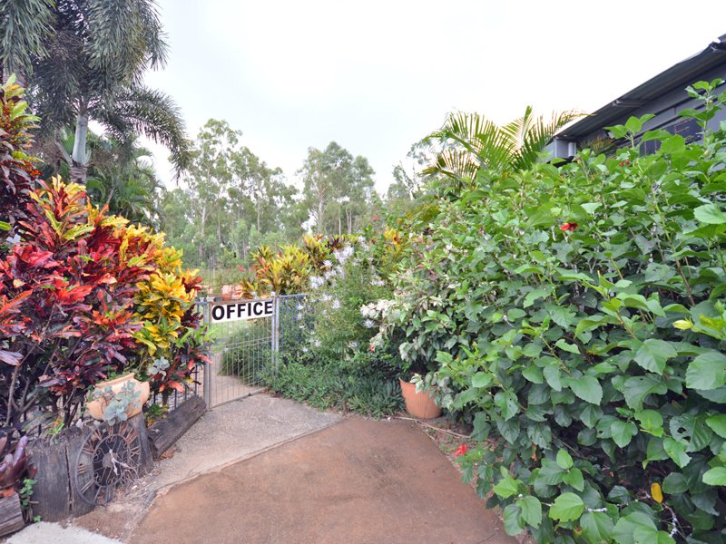 Photo - 2-4 Tonkin Road, Rocky Point QLD 4874 - Image 5