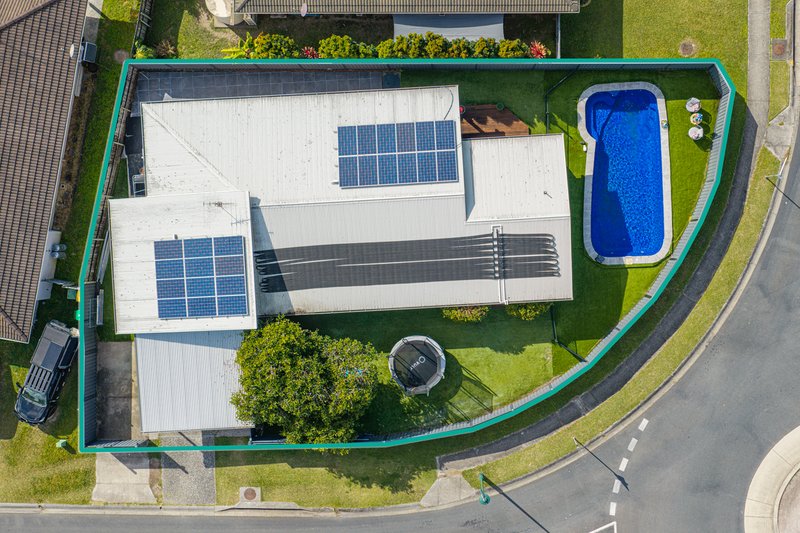 Photo - 2-4 Wayland Circuit, Morayfield QLD 4506 - Image 2
