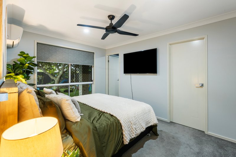 Photo - 2-4 Wayland Circuit, Morayfield QLD 4506 - Image 13