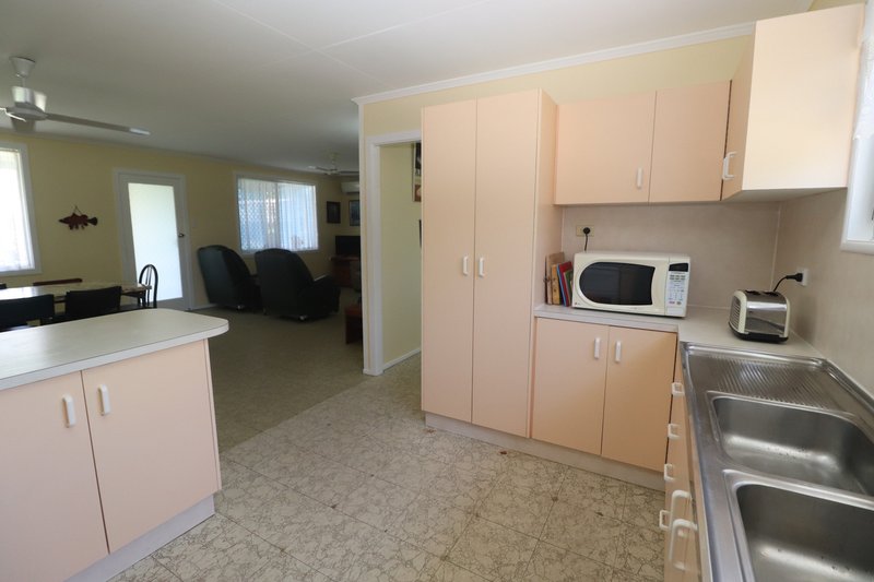 Photo - 2-4 Whiting Street, Taylors Beach QLD 4850 - Image 2