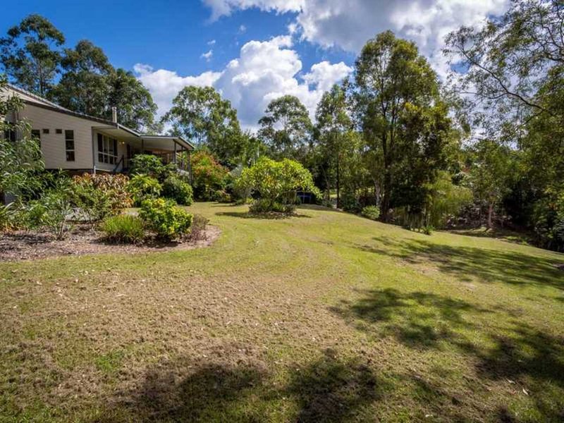 Photo - 2-6 Verdure Place, Bonogin QLD 4213 - Image 3