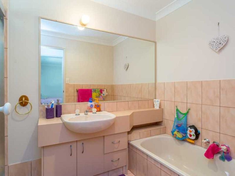 Photo - 2-6 Verdure Place, Bonogin QLD 4213 - Image 17