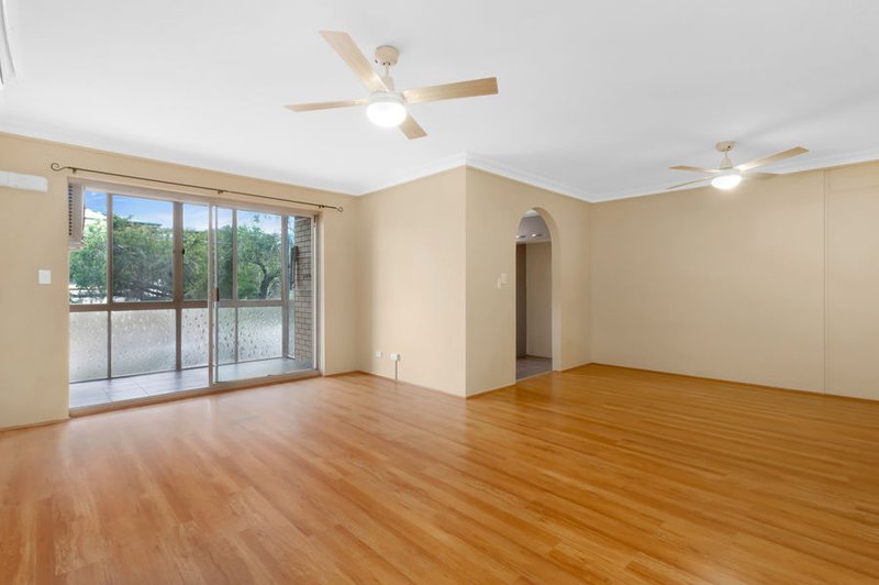 Photo - 2 61 French St, , Coorparoo QLD 4151 - Image 2