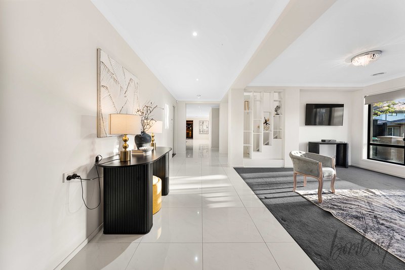 Photo - 2 Abbotsley Road, Wollert VIC 3750 - Image 8