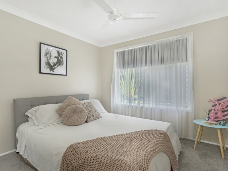 Photo - 2 Aberdeen Court, Highland Park QLD 4211 - Image 9