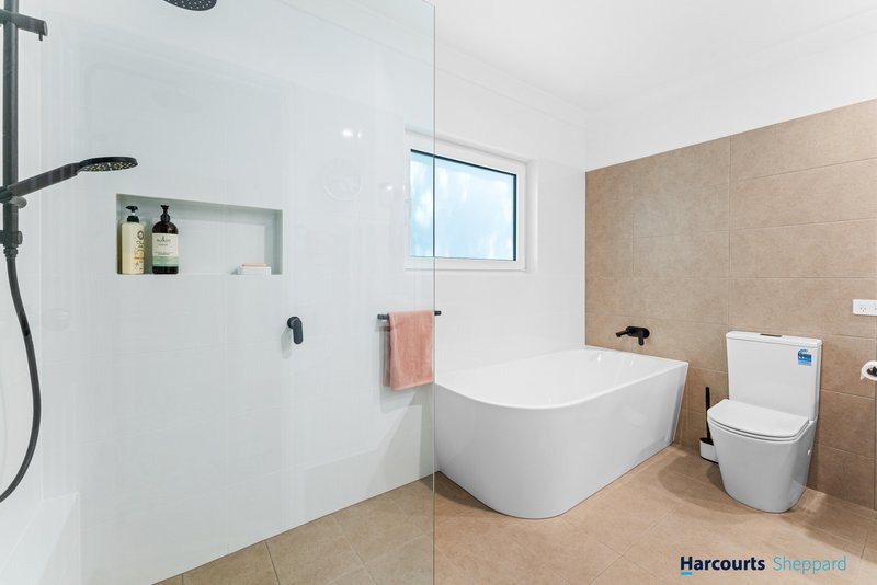 Photo - 2 Aboyne Road, Lower Mitcham SA 5062 - Image 4