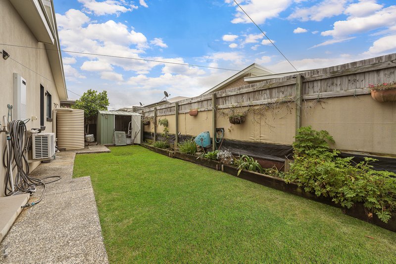 Photo - 2 Acadian Place, Mango Hill QLD 4509 - Image 13