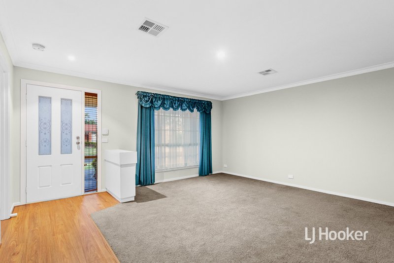 Photo - 2 Addison Place, Seabrook VIC 3028 - Image 2