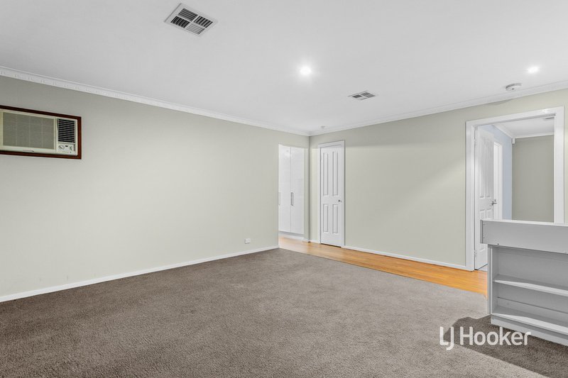 Photo - 2 Addison Place, Seabrook VIC 3028 - Image 3