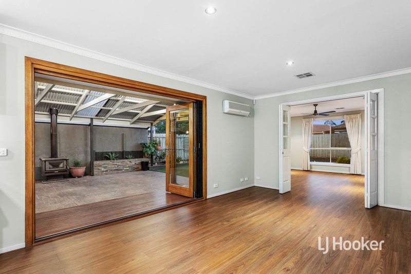 Photo - 2 Addison Place, Seabrook VIC 3028 - Image 5