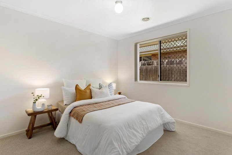 Photo - 2 Adlard Place, Gungahlin ACT 2912 - Image 16