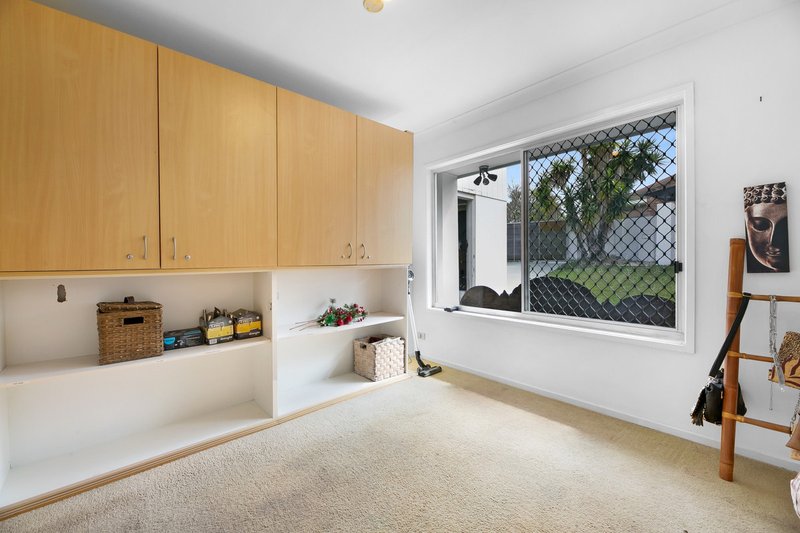 Photo - 2 Adler Court, Benowa QLD 4217 - Image 9