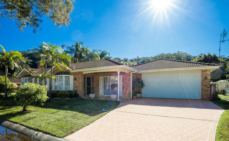 Photo - 2 Admiralty Place, Umina Beach NSW 2257 - Image