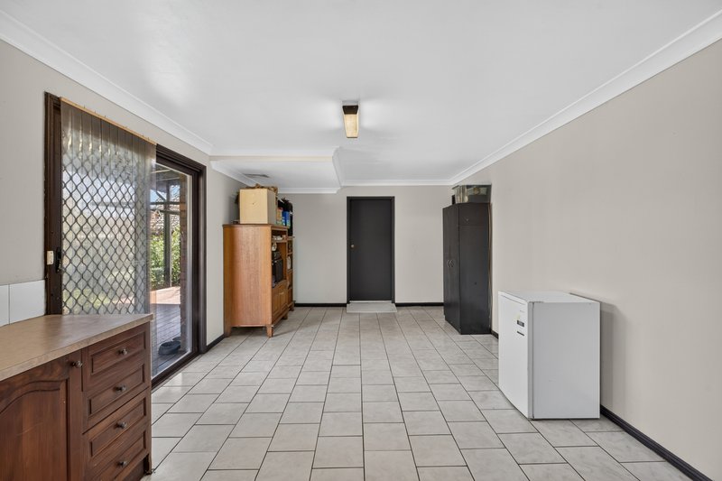 Photo - 2 Adrian Street, Macquarie Fields NSW 2564 - Image 4