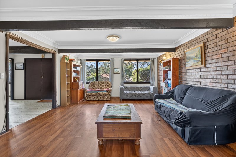 Photo - 2 Adrian Street, Macquarie Fields NSW 2564 - Image 9