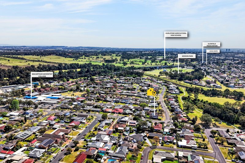 Photo - 2 Adrian Street, Macquarie Fields NSW 2564 - Image 25