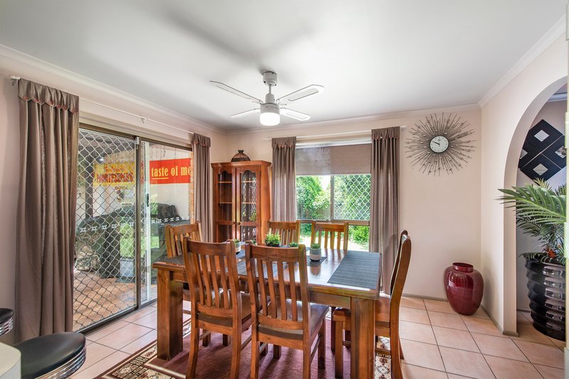 Photo - 2 Ainslee Court, Mount Warren Park QLD 4207 - Image 10