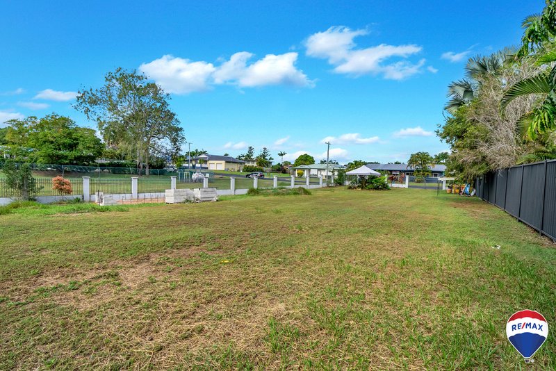 Photo - 2 Albert Street, Cardwell QLD 4849 - Image 9