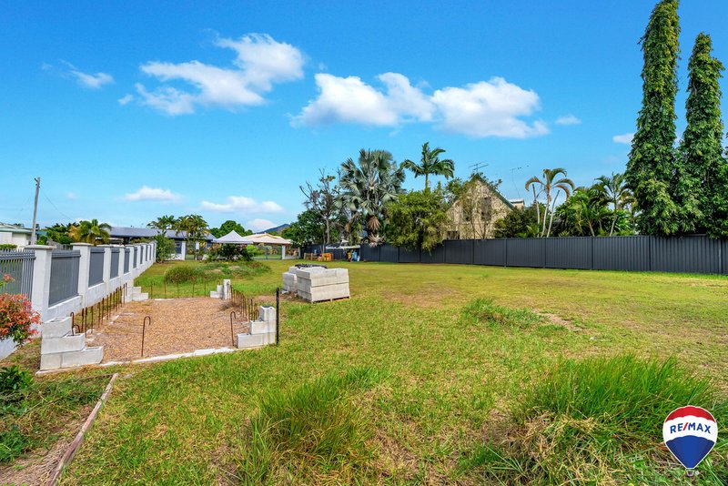 Photo - 2 Albert Street, Cardwell QLD 4849 - Image 10