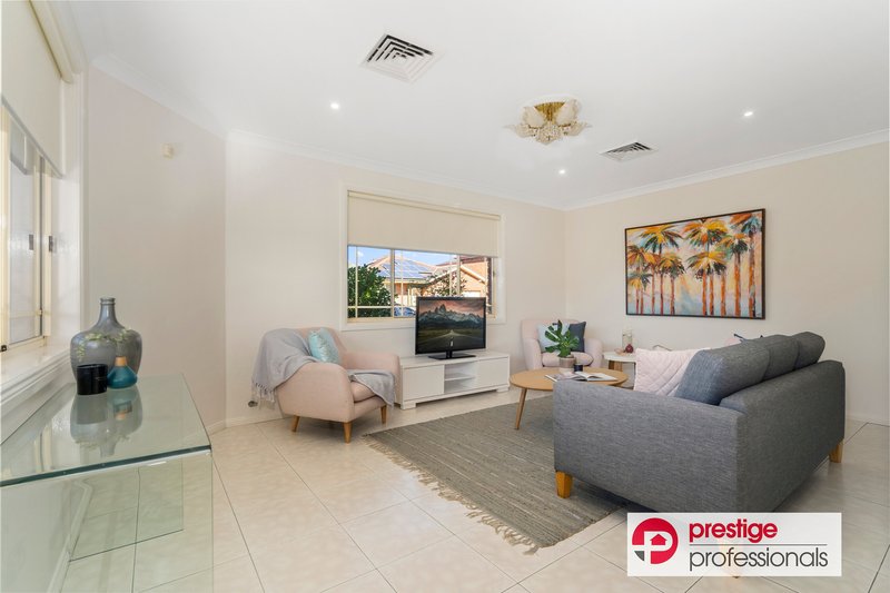 Photo - 2 Alexandrina Court, Wattle Grove NSW 2173 - Image 2