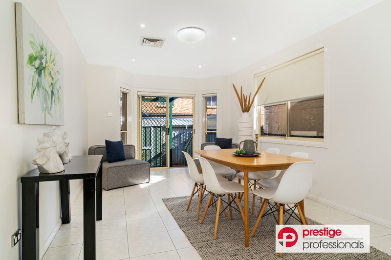 Photo - 2 Alexandrina Court, Wattle Grove NSW 2173 - Image 4