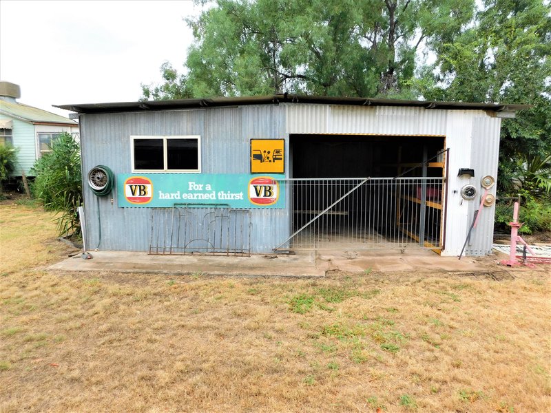 Photo - 2 Alfred Street, Charleville QLD 4470 - Image 16