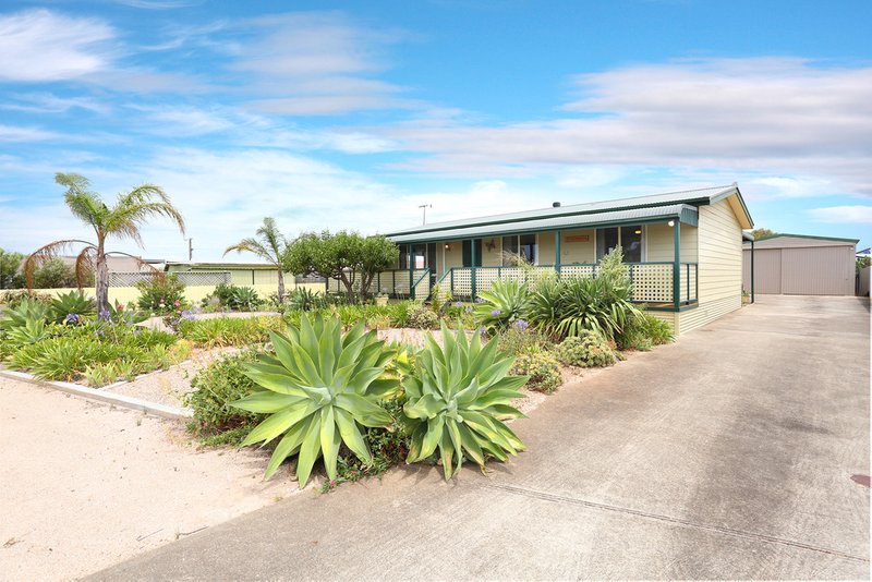 Photo - 2 Allen Road, Tiddy Widdy Beach SA 5571 - Image 2