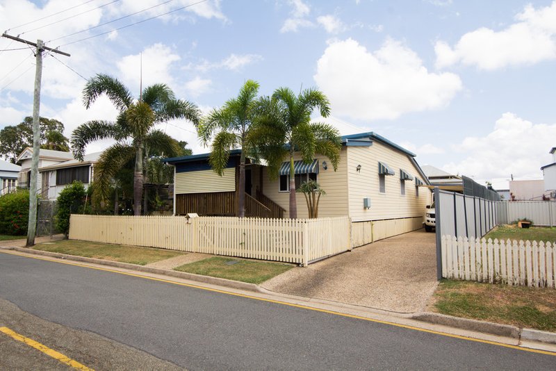 Photo - 2 Allen Street, Allenstown QLD 4700 - Image 2