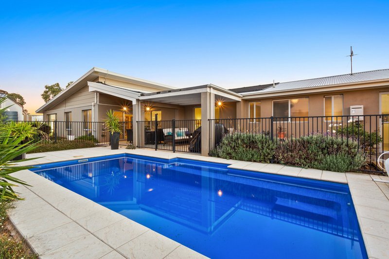 Photo - 2 Allnutt Crescent, Forde ACT 2914 - Image 2