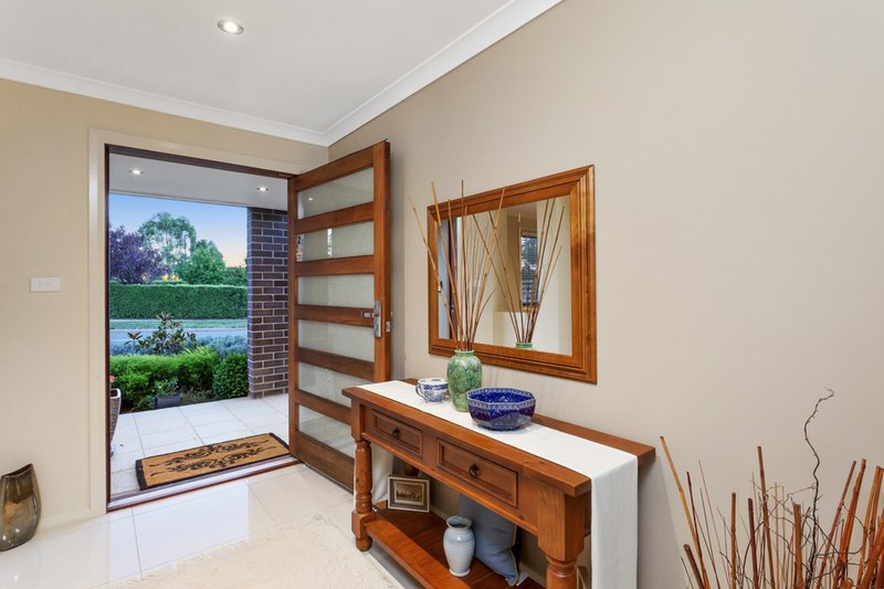 Photo - 2 Allnutt Crescent, Forde ACT 2914 - Image 5