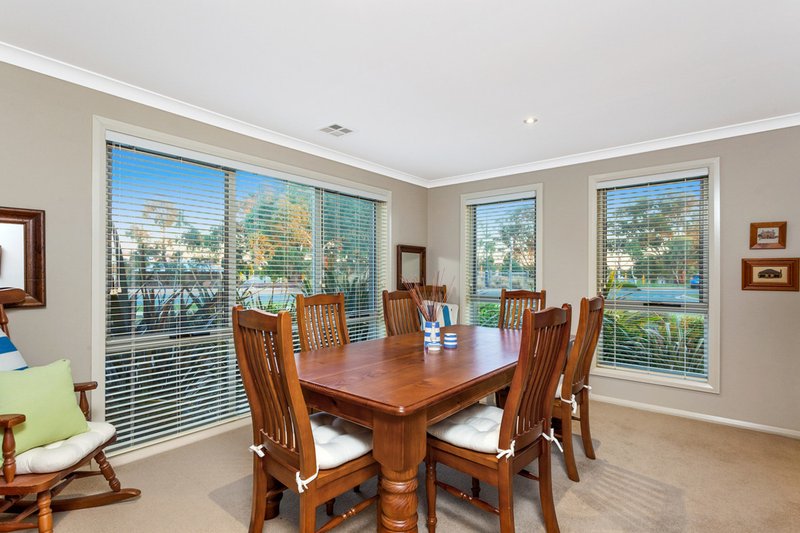 Photo - 2 Allnutt Crescent, Forde ACT 2914 - Image 14