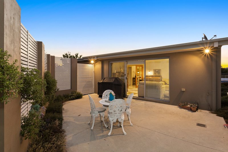 Photo - 2 Allnutt Crescent, Forde ACT 2914 - Image 23