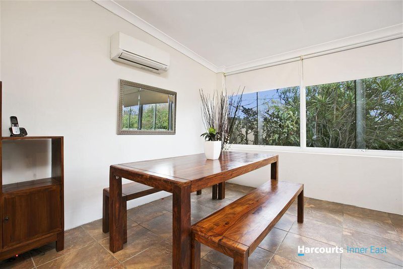 Photo - 2 Alloa Street, Wynnum West QLD 4178 - Image 4