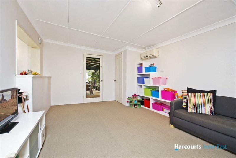 Photo - 2 Alloa Street, Wynnum West QLD 4178 - Image 5