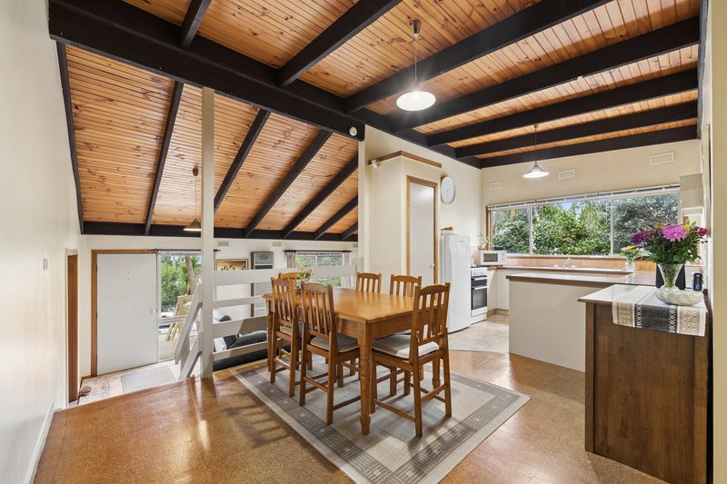 Photo - 2 Aloah Street East , Bayswater North VIC 3153 - Image 2