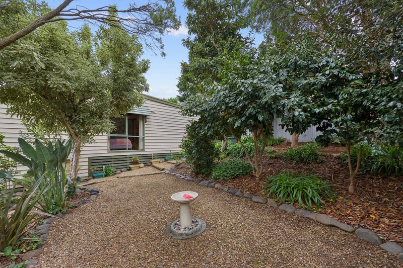 Photo - 2 Aloah Street East , Bayswater North VIC 3153 - Image 11