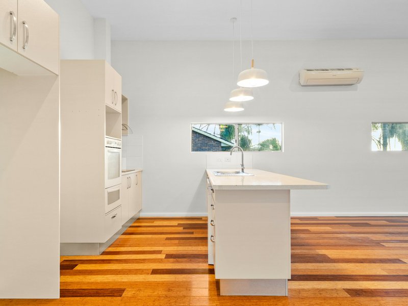 Photo - 2 Alonbar Crescent, Taree NSW 2430 - Image 6